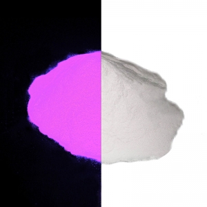 polvo púrpura fosforescente